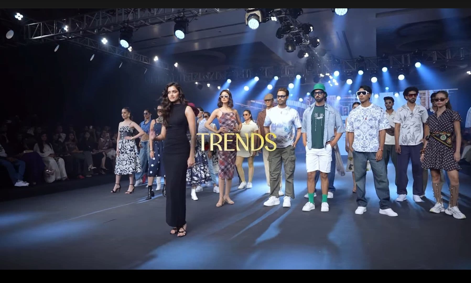 Fashion Shows photo 4