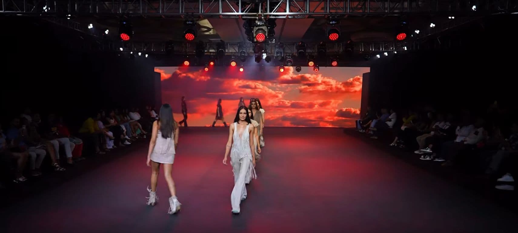 Fashion Shows photo 9